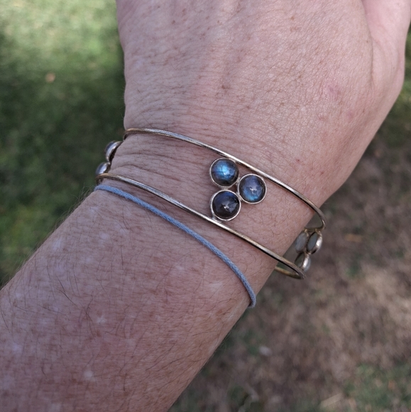 New Labradorite and Larimar Silver Cuff Bracelet. - Picture 9 of 13
